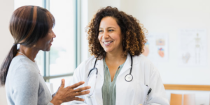 Lee más sobre el artículo 
<span class="bsf-rt-reading-time"><span class="bsf-rt-display-label" prefix="Tiempo de lectura"></span> <span class="bsf-rt-display-time" reading_time="1"></span> <span class="bsf-rt-display-postfix" postfix="mins"></span></span><!-- .bsf-rt-reading-time -->Aprovechar la experiencia del médico con IA agente