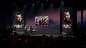 Lee más sobre el artículo 
<span class="bsf-rt-reading-time"><span class="bsf-rt-display-label" prefix="Tiempo de lectura"></span> <span class="bsf-rt-display-time" reading_time="1"></span> <span class="bsf-rt-display-postfix" postfix="mins"></span></span><!-- .bsf-rt-reading-time -->La ELA le robó la voz a este músico. AI lo dejó cantar de nuevo.