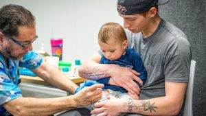 Lee más sobre el artículo 
<span class="bsf-rt-reading-time"><span class="bsf-rt-display-label" prefix="Tiempo de lectura"></span> <span class="bsf-rt-display-time" reading_time="1"></span> <span class="bsf-rt-display-postfix" postfix="mins"></span></span><!-- .bsf-rt-reading-time -->Los casos de sarampión están aumentando. Otras infecciones prevenibles con vacunas podrían ser las siguientes.