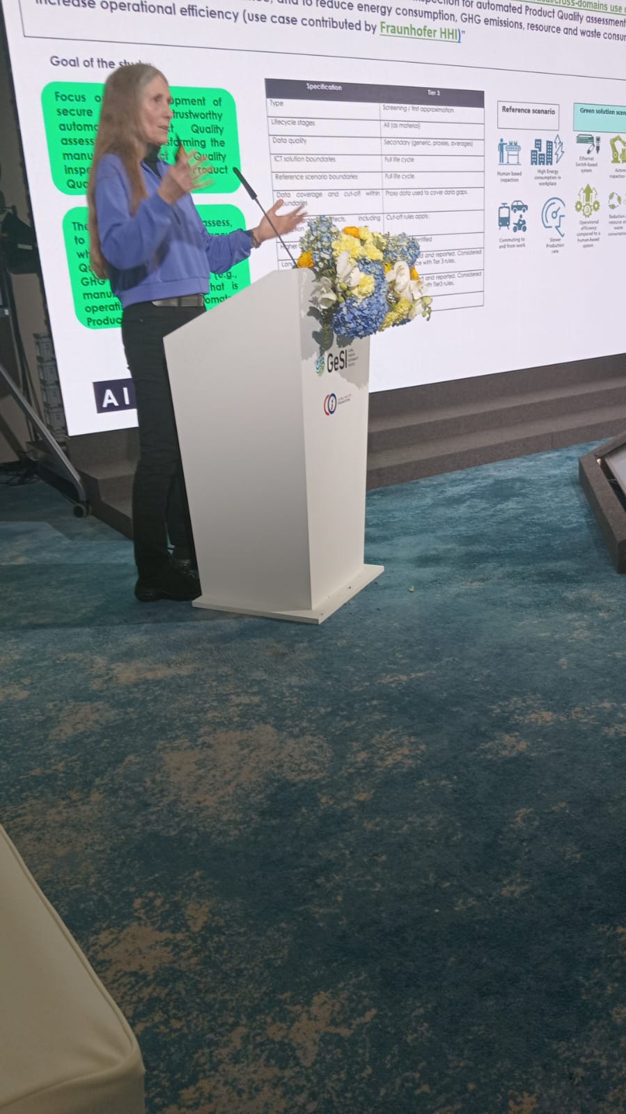 En este momento estás viendo 
<span class="bsf-rt-reading-time"><span class="bsf-rt-display-label" prefix="Tiempo de lectura"></span> <span class="bsf-rt-display-time" reading_time="1"></span> <span class="bsf-rt-display-postfix" postfix="mins"></span></span><!-- .bsf-rt-reading-time -->Mesa redonda digital ecológica del MWC 2026