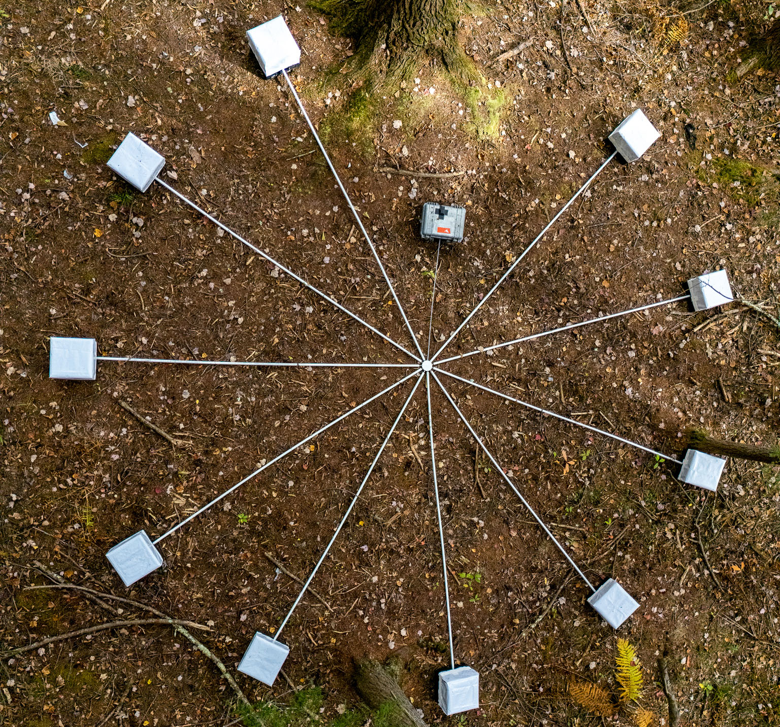 En este momento estás viendo 
<span class="bsf-rt-reading-time"><span class="bsf-rt-display-label" prefix="Tiempo de lectura"></span> <span class="bsf-rt-display-time" reading_time="2"></span> <span class="bsf-rt-display-postfix" postfix="mins"></span></span><!-- .bsf-rt-reading-time -->La descarga: los ruidos de la Tierra y la IA para atacar a Irán